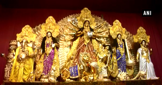 Durga Idol Doorga Murti Statue Heart Of A Mother Golden Color 6.5 cm Height